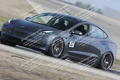 media/Oct-19-2025-Speed Ventures (Sun) [[a6e7fe67be]]/TC A/Session 2 (Outside Grapevine)/